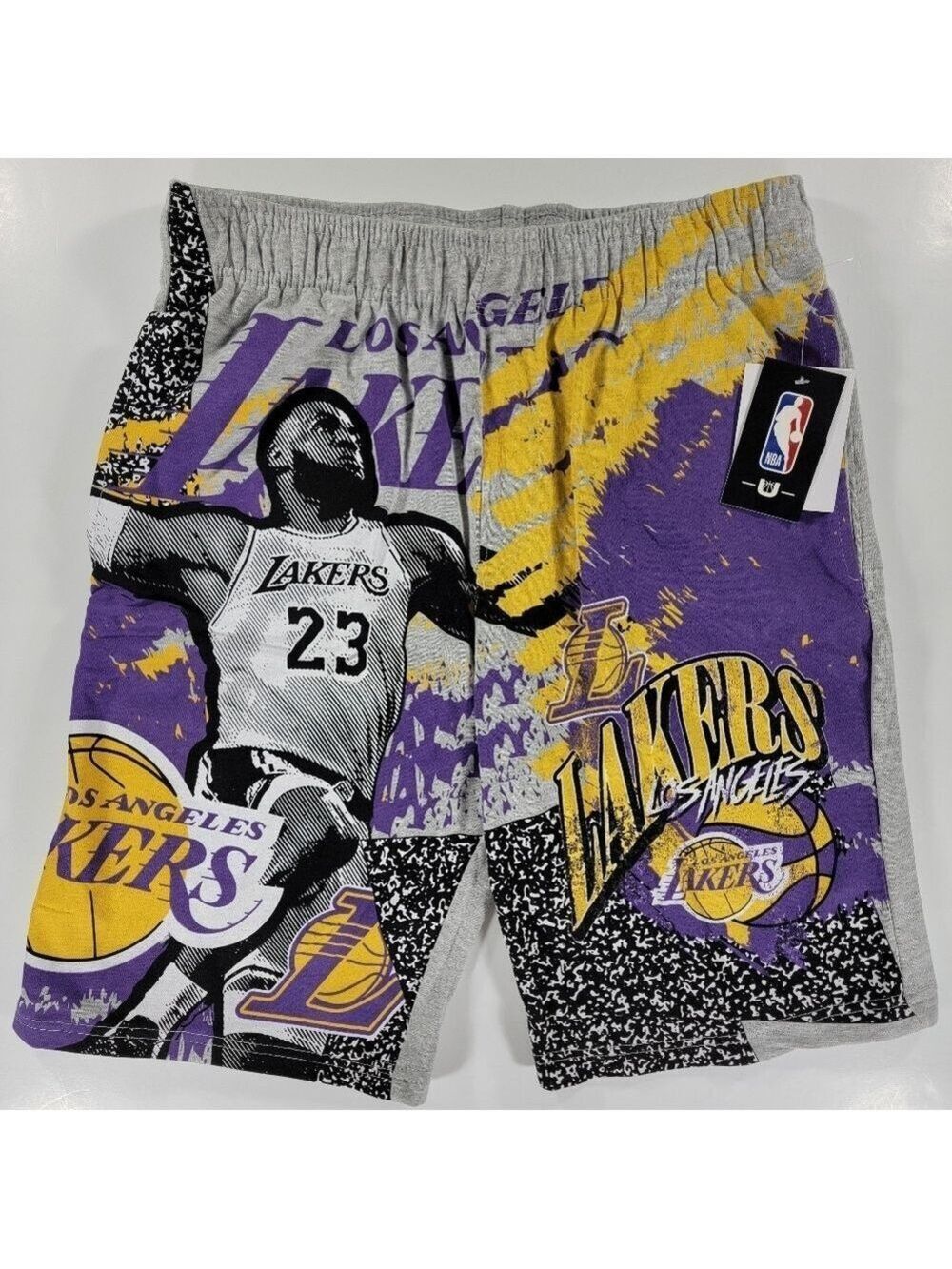 Mens UNK Los Angeles Lakers LeBron James #23 Basketball Shorts NWT Medium